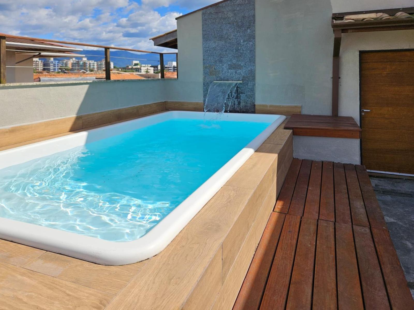 Apto 2 Dorm Sendo 1 E Piscina Grande *