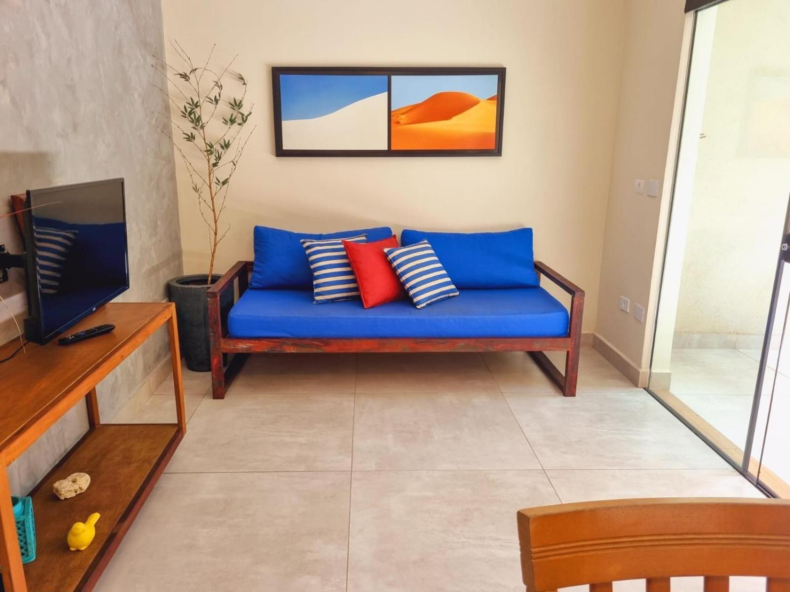 Apartamento Apto 2 Dorm Sendo 1 E Piscina Grande
